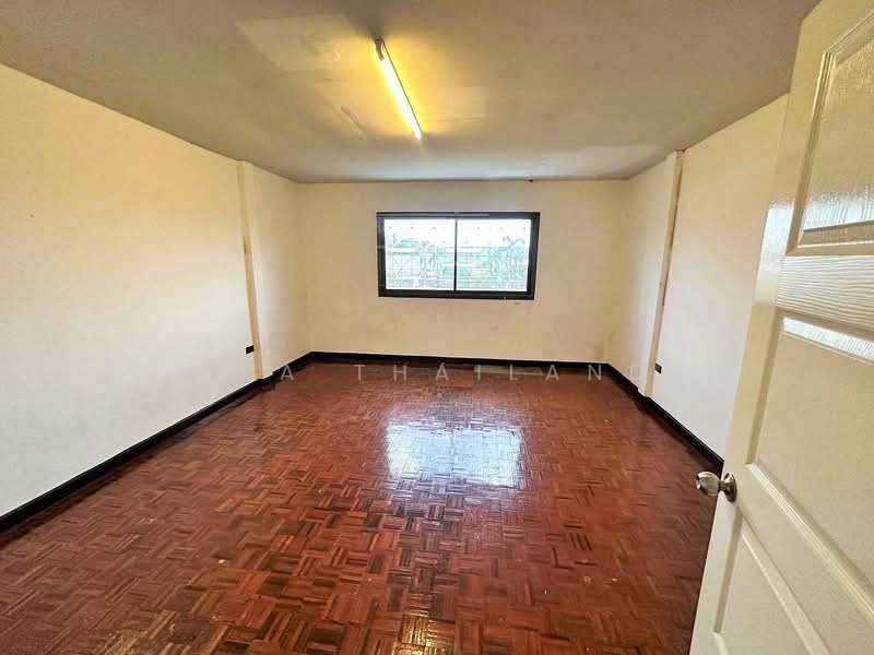 ขายทาวน์เฮ้าส์ 2 ชั้น บ้านพรุ-หาดใหญ่ เนื้อที่กว้าง 22 ตร.ว., Songkhla, Ban Phru, Hat Yai, Songkhla, 2 Bedrooms, 88 sqm, Townhouse For Sale, by ERA Thailand, 500216421 - DDproperty.com