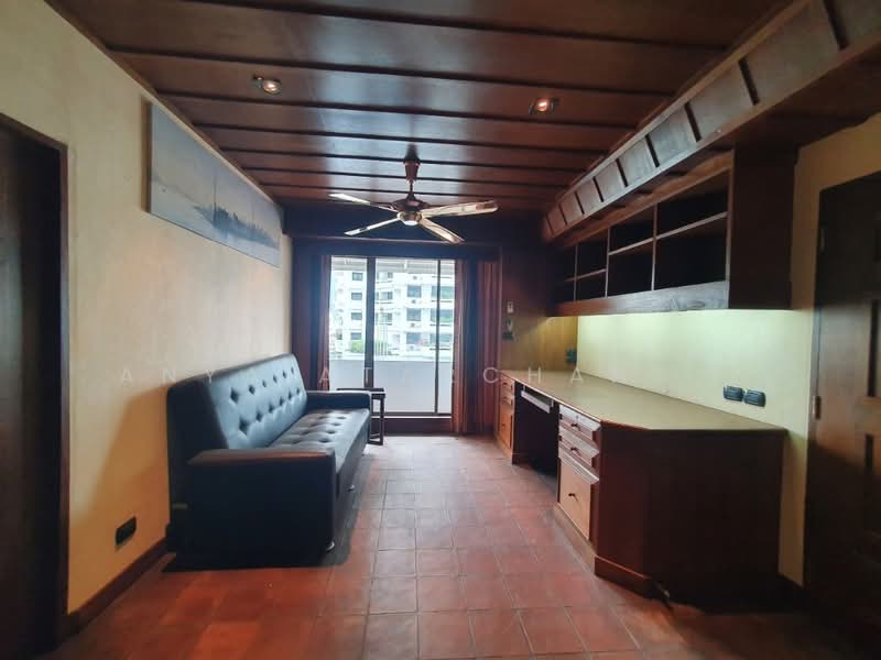 Diamond Tower, Bangkok, Silom, Silom, Bang Rak, Bangkok, 2 Bedrooms, 128 sqm, Condo For Rent, by Anya Atarchanai , 500216463 - DDproperty.com