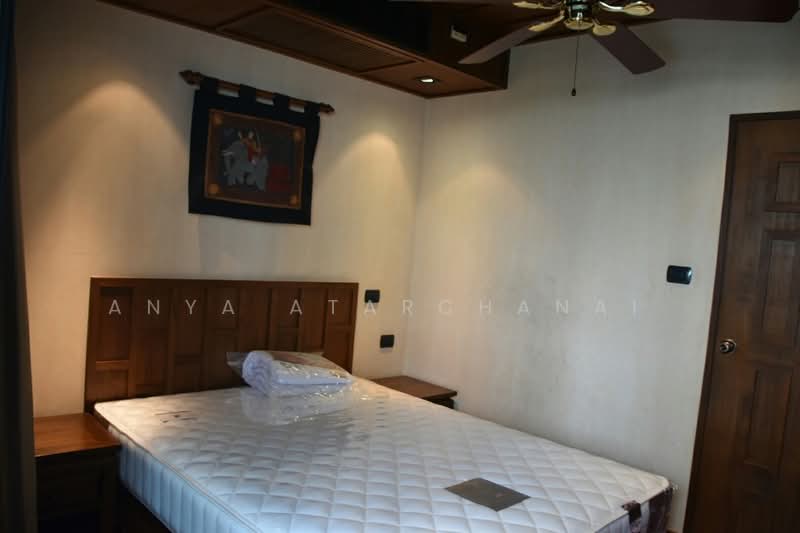 Diamond Tower, Bangkok, Silom, Silom, Bang Rak, Bangkok, 2 Bedrooms, 128 sqm, Condo For Rent, by Anya Atarchanai , 500216463 - DDproperty.com