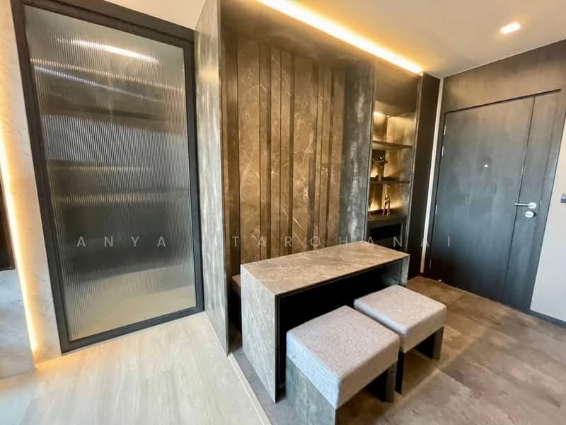 Life One Wireless, Bangkok, 1 Wireless Road, Lumphini, Pathum Wan, Bangkok, 2 Bedrooms, 45 sqm, Condo For Rent, by Anya Atarchanai , 500216473 - DDproperty.com