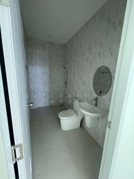 Factory/warehouse for sale, 1 rai, Soi Tesaban 8, Rai Khing, Sam phran, Nakhon Pathom., Nakhon Pathom, เพชรเกษม, Rai Khing, Sam Phran, Nakhon Pathom, , 845 sqm, Warehouse/Factory For Sale, by Natchakorn Sengjeen, 500216485 - DDproperty.com