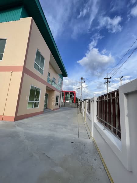 Factory/warehouse for sale, 1 rai, Soi Tesaban 8, Rai Khing, Sam phran, Nakhon Pathom., Nakhon Pathom, เพชรเกษม, Rai Khing, Sam Phran, Nakhon Pathom, , 845 sqm, Warehouse/Factory For Sale, by Natchakorn Sengjeen, 500216485 - DDproperty.com