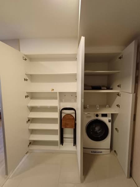 Maestro 03 Ratchada-Rama 9, Bangkok, Soi Ratchadaphisek 3 Ratchadaphisek Road, Din Daeng, Din Daeng, Bangkok, 1 Bedroom, 33 sqm, Condo For Sale, by วรกร สิทธิลู่ตระกูล, 500216489 - DDproperty.com