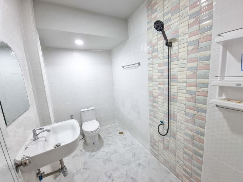 ชาคริตวิลล่า, Chon Buri (Pattaya), Surasak, Si Racha, Chon Buri (Pattaya), 3 Bedrooms, 120 sqm, Single Detached House For Sale, by Chayanat Wongphudphad, 500216491 - DDproperty.com