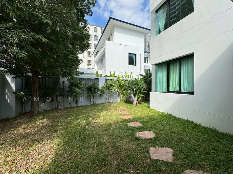 House, Bangkok, Khlong Tan Nua, Watthana, Bangkok, 7 Bedrooms, 1,000 sqm, Single Detached House For Rent, by Amornrat On-Thong, 500216505 - DDproperty.com