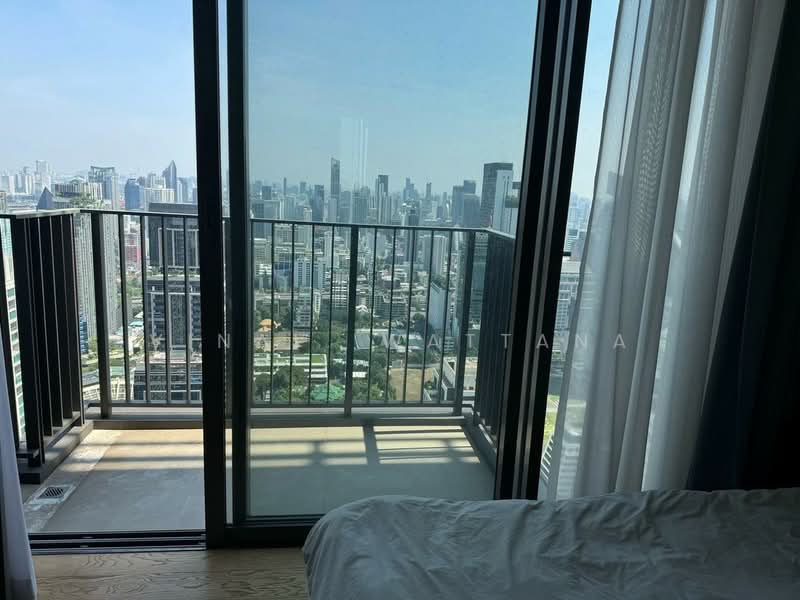 28 Chidlom, Bangkok, 28 Chit Lom Alley, Lumphini, Pathum Wan, Bangkok, 3 Bedrooms, 127 sqm, Condo For Rent, by Vinai  Wattana, 500216521 - DDproperty.com