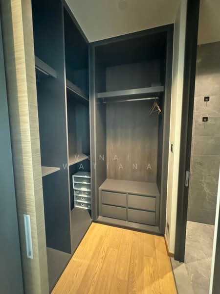 28 Chidlom, Bangkok, 28 Chit Lom Alley, Lumphini, Pathum Wan, Bangkok, 3 Bedrooms, 127 sqm, Condo For Rent, by Vinai  Wattana, 500216521 - DDproperty.com