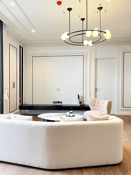 Muniq Langsuan, Bangkok, Soi Tonson, Lumphini, Pathum Wan, Bangkok, 3 Bedrooms, 123 sqm, Condo For Rent, by Tanaporn Phumvilairak, 500216557 - DDproperty.com