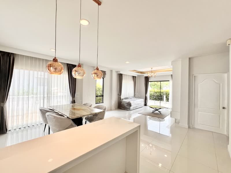 Centro Westgate, Nonthaburi, Soi 10 Leab Klong Phai, Bang Bua Thong, Bang Bua Thong, Nonthaburi, 3 Bedrooms, 195 sqm, Single Detached House For Rent, by Cherlin  Lophattarakulsart, 500216605 - DDproperty.com