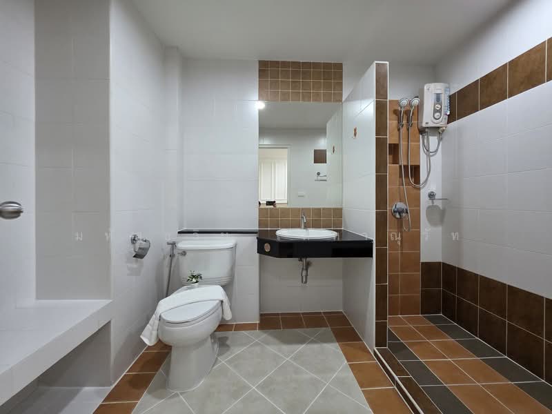 The Log @ Sukhumvit 101/1, Bangkok, 710 69 Sukhumvit Road 101/1, Bang Chak, Phra Khanong, Bangkok, Studio, 41 sqm, Condo For Sale, by Mahusttawin Tetanuwat, 500216630 - DDproperty.com