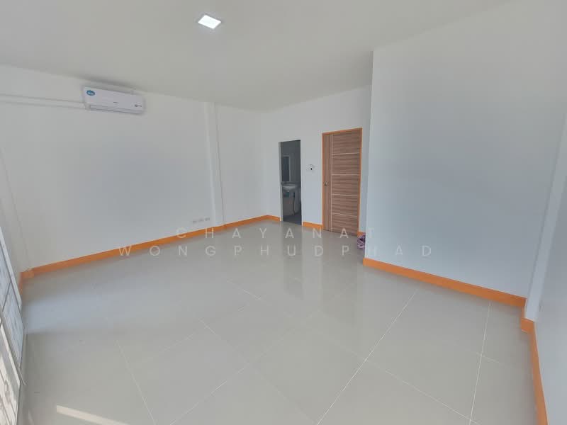 Panacea Ville, Chon Buri (Pattaya), หมู่ 4 ตำบลสำนักบก อำเภอเมืองชลบุรี จังหวัดชลบุรี, Sanak Bok, Muang Chon Buri, Chon Buri (Pattaya), 3 Bedrooms, 80 sqm, Townhouse For Sale, by Chayanat Wongphudphad, 500216654 - DDproperty.com