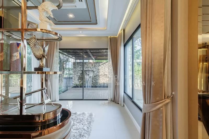 The Grand Lux Bangna-Suanluang, Bangkok, Kanchanaphisek Road, Dok Mai, Prawet, Bangkok, 3 Bedrooms, 306 sqm, Single Detached House For Sale, by Tanaporn Phumvilairak, 500216682 - DDproperty.com