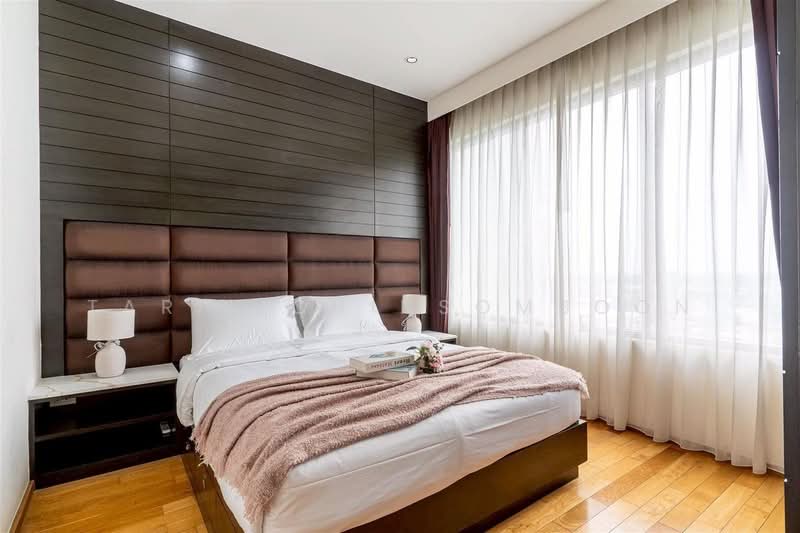 The Emporio Place, Bangkok, 93 Soi Sukhumvit 24, Sukhumvit Road, Khong Tan, Khlong Toei, Bangkok, 2 Bedrooms, 108 sqm, Condo For Rent, by Tarit Chinsomboon, 500216683 - DDproperty.com