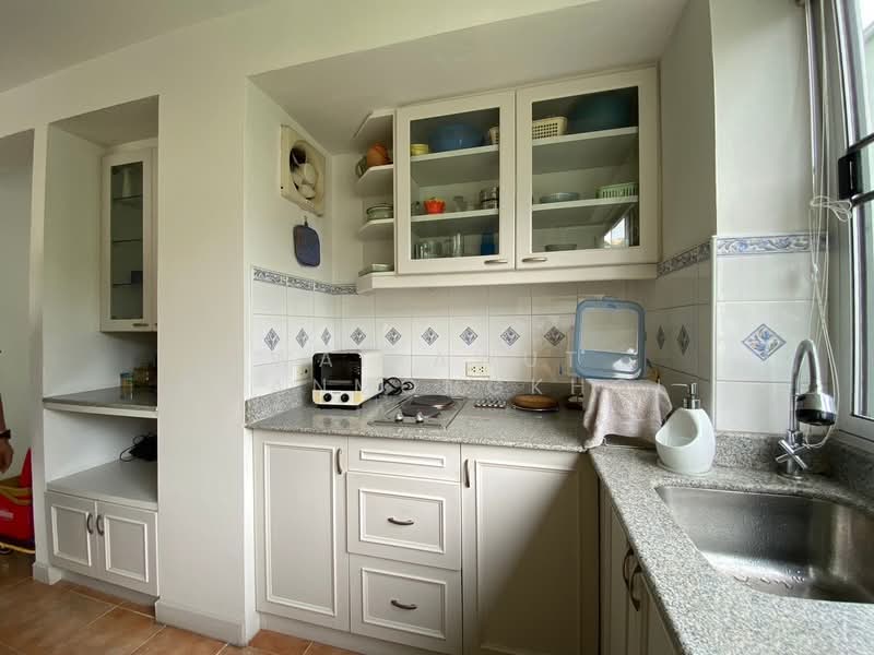 Raintree Villa, Bangkok, 108 198 Soi Sukhumvit 53, Khlong Tan Nua, Watthana, Bangkok, 2 Bedrooms, 80 sqm, Condo For Rent, by Waiyawut Kwanmongkhol, 500216688 - DDproperty.com