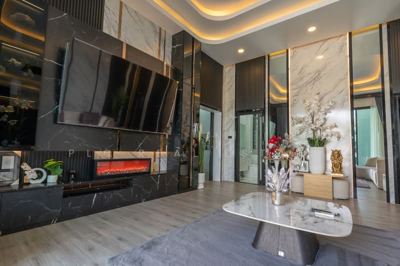 Luxury Pool Villa House for Sale in East Pattaya, Chon Buri (Pattaya), Bang Lamung, Bang Lamung (Pattaya), Chon Buri (Pattaya), 4 Bedrooms, 480 sqm, Villa For Sale, by PLC real estate, 500216704 - DDproperty.com