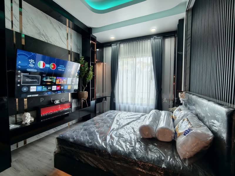 Luxury Pool Villa House for Sale in East Pattaya, Chon Buri (Pattaya), Bang Lamung, Bang Lamung (Pattaya), Chon Buri (Pattaya), 4 Bedrooms, 480 sqm, Villa For Sale, by PLC real estate, 500216704 - DDproperty.com