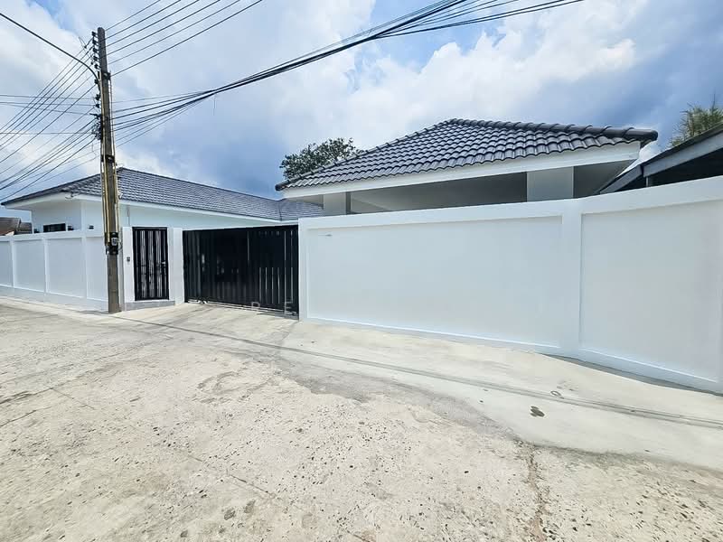 ขายพูลวิลล่า พัทยาตะวันออก สยามคันทรีคลับ 4 ห้องนอน บ้านใหม่, ชลบุรี, บางละมุง, บางละมุง, ชลบุรี, 192 ตร.ม., วิลล่า ขาย, โดย PLC real estate, 500216729 - DDproperty.com