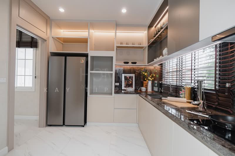 Grandio Bangna KM.5 : แกรนดิโอ บางนา กม.5, Samut Prakan, ถนนบัวนครินทร์, Bang Kaeo, Bang Plee, Samut Prakan, 4 Bedrooms, 258 sqm, Single Detached House For Sale, by Kay Tippayanet, 500216732 - DDproperty.com