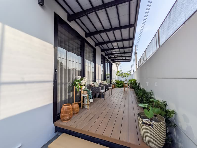 For Sale East Pattaya Pool Villa 4 Bedroom Luxury House, Chon Buri (Pattaya), Bang Lamung, Bang Lamung (Pattaya), Chon Buri (Pattaya), 4 Bedrooms, 580 sqm, Villa For Sale, by PLC real estate, 500216758 - DDproperty.com