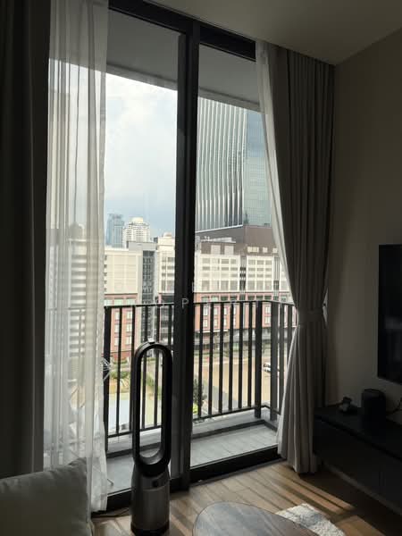 28 Chidlom, Bangkok, 28 Chit Lom Alley, Lumphini, Pathum Wan, Bangkok, 1 Bedroom, 50 sqm, Condo For Rent, by caveman property, 500216762 - DDproperty.com