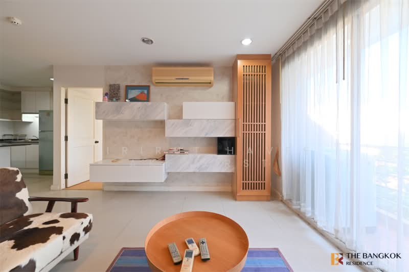 Serene Place Sukhumvit 24, Bangkok, 9 Soi Sukhumvit 24, Sukhumvit Road, Khong Tan, Khlong Toei, Bangkok, 2 Bedrooms, 79 sqm, Condo For Sale, by Sirirut Havee Akehurst, 500216787 - DDproperty.com