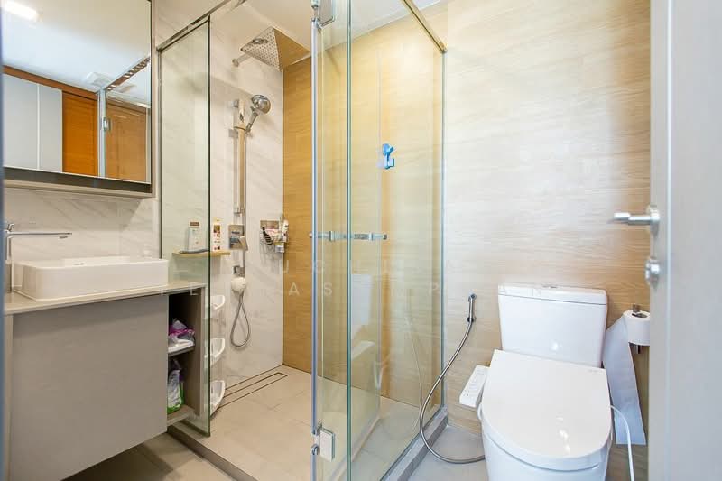 Taka Haus, Bangkok, 99 Soi Ekamai 10, Khlong Tan Nua, Watthana, Bangkok, 2 Bedrooms, 44 sqm, Condo For Rent, by Suchira Teshasamphan, 500216810 - DDproperty.com