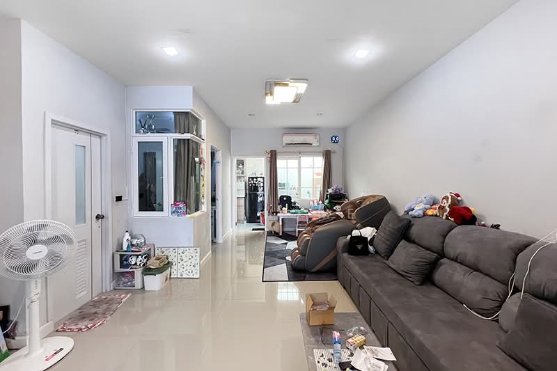 Golden Town 2 Pinklao - Charansanitwong, Nonthaburi, Bang Kruai-Sai Noi Road, Bang Kruai, Bang Kruai, Nonthaburi, 4 Bedrooms, 140 sqm, Townhouse For Sale, by NTBHOME, 500216844 - DDproperty.com