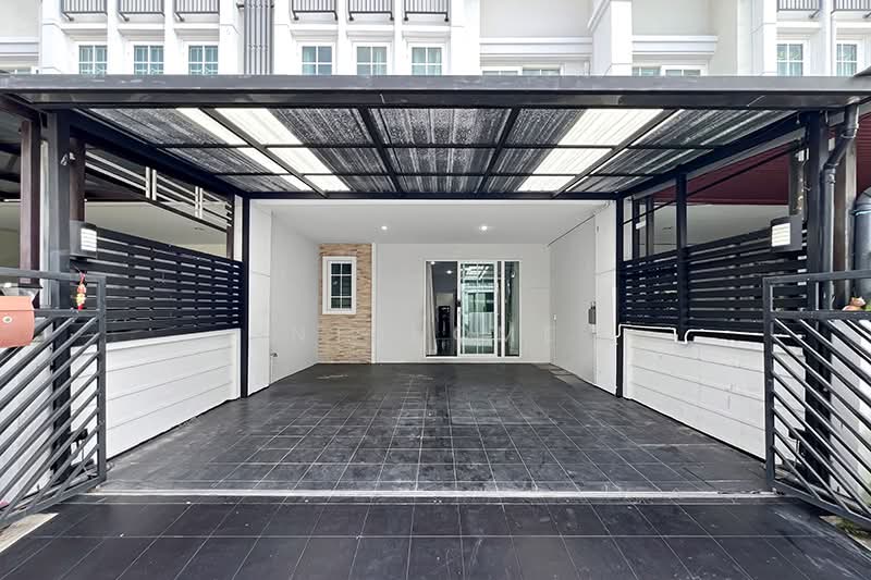 Golden Town 2 Pinklao - Charansanitwong, Nonthaburi, Bang Kruai-Sai Noi Road, Bang Kruai, Nonthaburi, 4 Bedrooms, 140 sqm, Townhouse For Sale, by NTBHOME, 500216844 - DDproperty.com
