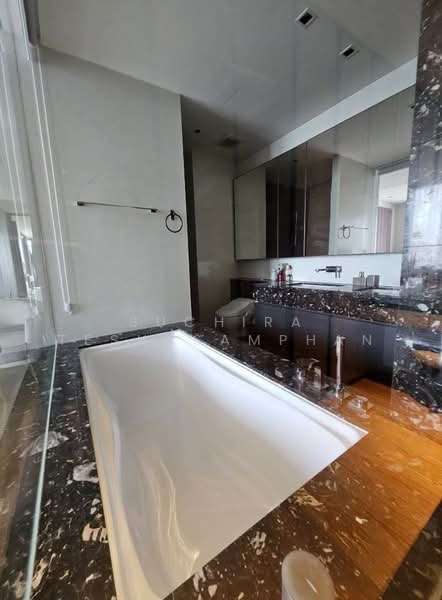 BEATNIQ Sukhumvit 32, Bangkok, Soi Sukhumvit 32, Sukhumvit Road, Khong Tan, Khlong Toei, Bangkok, 2 Bedrooms, 107 sqm, Condo For Rent, by Suchira Teshasamphan, 500216849 - DDproperty.com