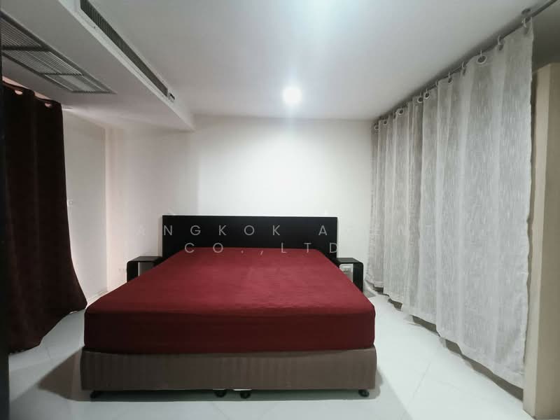 Witthayu Complex : วิทยุ คอมเพล็กซ์, กรุงเทพ, 1673 ถนนเพชรบุรีตัดใหม่, มักกะสัน, ราชเทวี, กรุงเทพ, 82 ตร.ม., คอนโด ให้เช่า, โดย Bangkok Agent Co.,Ltd., 500216893 - DDproperty.com