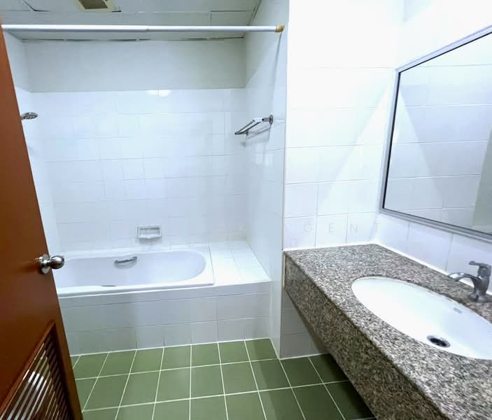 Witthayu Complex : วิทยุ คอมเพล็กซ์, กรุงเทพ, 1673 ถนนเพชรบุรีตัดใหม่, มักกะสัน, ราชเทวี, กรุงเทพ, 81 ตร.ม., คอนโด ให้เช่า, โดย Bangkok Agent Co.,Ltd., 500216894 - DDproperty.com