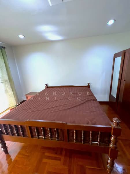 Witthayu Complex : วิทยุ คอมเพล็กซ์, กรุงเทพ, 1673 ถนนเพชรบุรีตัดใหม่, มักกะสัน, ราชเทวี, กรุงเทพ, 81 ตร.ม., คอนโด ให้เช่า, โดย Bangkok Agent Co.,Ltd., 500216894 - DDproperty.com