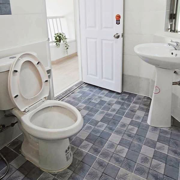 Prueklada Rangsit Klong 4, Pathum Thani, Sawai Pracharat Road, Lat Sawai, Lam Luk Ka, Pathum Thani, 3 Bedrooms, 160 sqm, Single Detached House For Sale, by AJHOMECENTER - คุณจ๋า, 500216916 - DDproperty.com