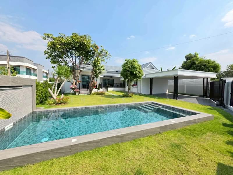 Impress House Village, Chon Buri (Pattaya), Nong Pru, Bang Lamung (Pattaya), Chon Buri (Pattaya), 4 Bedrooms, 400 sqm, Villa For Sale, by Valen Lokunpai , 500216924 - DDproperty.com