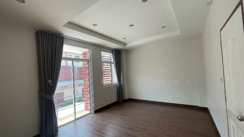 ทาวน์เฮ้าส์ 3 ชั้น เดอะบริติช กัลปพฤกษ์ พร้อมอยูู่ ราคาถูก, Bangkok, กัลปพฤกษ์, Bang Wa, Phasi Charoen, Bangkok, 3 Bedrooms, 220 sqm, Townhouse For Sale, by คุณฐานิต (เตย), 500216940 - DDproperty.com