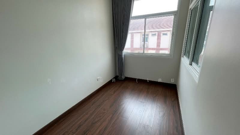 ทาวน์เฮ้าส์ 3 ชั้น เดอะบริติช กัลปพฤกษ์ พร้อมอยูู่ ราคาถูก, Bangkok, กัลปพฤกษ์, Bang Wa, Phasi Charoen, Bangkok, 3 Bedrooms, 220 sqm, Townhouse For Sale, by คุณฐานิต (เตย), 500216940 - DDproperty.com