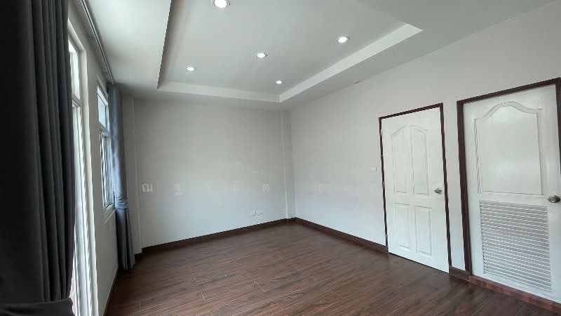 ทาวน์เฮ้าส์ 3 ชั้น เดอะบริติช กัลปพฤกษ์ พร้อมอยูู่ ราคาถูก, Bangkok, กัลปพฤกษ์, Bang Wa, Phasi Charoen, Bangkok, 3 Bedrooms, 220 sqm, Townhouse For Sale, by คุณฐานิต (เตย), 500216940 - DDproperty.com