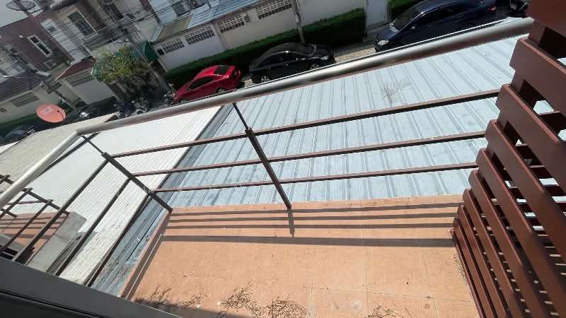 ทาวน์เฮ้าส์ 3 ชั้น เดอะบริติช กัลปพฤกษ์ พร้อมอยูู่ ราคาถูก, Bangkok, กัลปพฤกษ์, Bang Wa, Phasi Charoen, Bangkok, 3 Bedrooms, 220 sqm, Townhouse For Sale, by คุณฐานิต (เตย), 500216940 - DDproperty.com