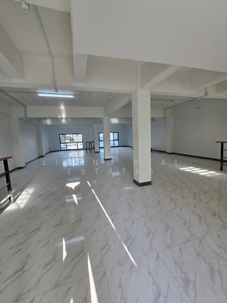 For Rent - อาคารพาณิชย์ ทำเลทอง ใกล้ MRT Interchange เตาปูน 70 เมตร, Bangkok