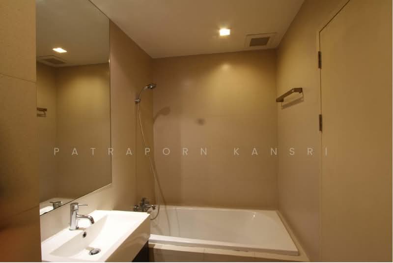 Noble Solo, Bangkok, 988 Thong Lo, Khlong Tan Nua, Watthana, Bangkok, 2 Bedrooms, 104 sqm, Condo For Rent, by Patraporn Kansri, 500216968 - DDproperty.com