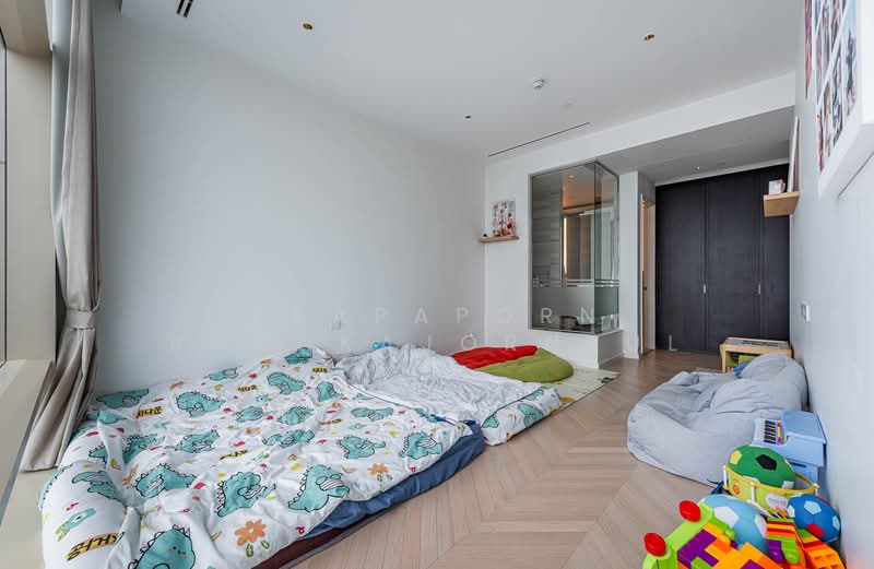 Four Seasons Private Residences : โฟร์ ซีซั่นส์ ไพรเวท เรสสิเด้นซ์, กรุงเทพ, 300 ถนนเจริญกรุง, ยานนาวา, สาทร, กรุงเทพ, 240 ตร.ม., คอนโด ขาย, โดย Prapaporn Boonkajornkul, 500216970 - DDproperty.com