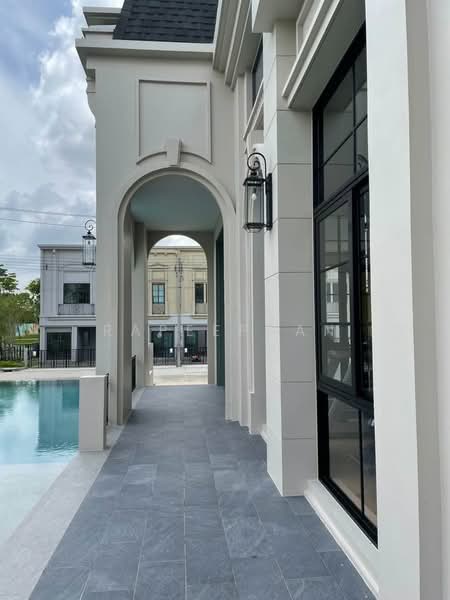 Siri Place Mega Bangna : สิริ เพลส เมกา บางนา, สมุทรปราการ, 999 ถนนบัวนครินทร์, บางแก้ว, บางพลี, สมุทรปราการ, 100 ตร.ม., ทาวน์เฮ้าส์ ให้เช่า, โดย Rapeephan, 500216984 - DDproperty.com