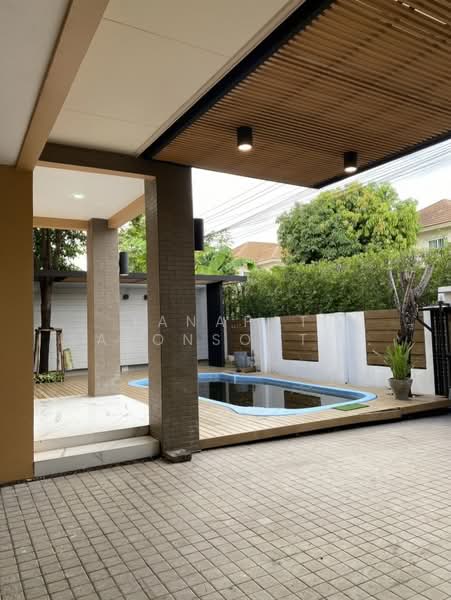 3-BR House, Bangkok, Saphan Sung, Saphan Sung, Bangkok, 3 Bedrooms, 204 sqm, Single Detached House For Sale, by Tanapat Sakonsontised, 500216997 - DDproperty.com