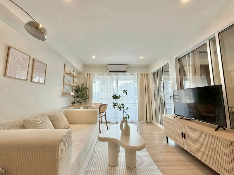 Thonglor Tower, Bangkok, Soi Thonglor, Sukhumvit 55 Road, Khlongtoei Nua, Watthana, Bangkok, 2 Bedrooms, 49 sqm, Condo For Rent, by Patraporn Kansri, 500217000 - DDproperty.com
