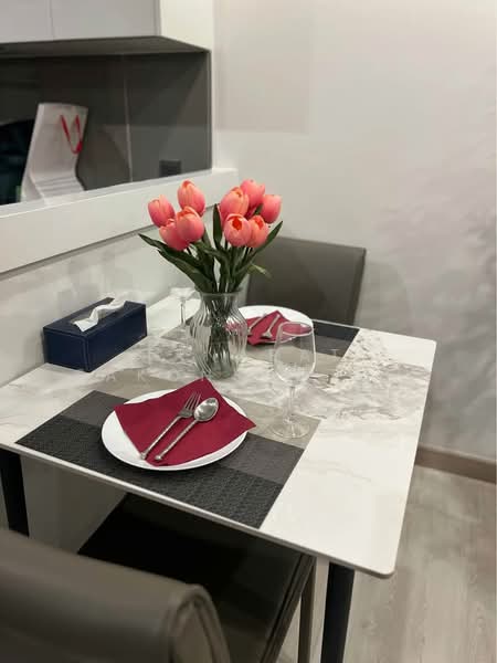 M Thonglor 10, Bangkok, 9 Soi Ekkamai 12, Ekkamai Road, Khlong Tan Nua, Watthana, Bangkok, 2 Bedrooms, 62 sqm, Condo For Sale, by Tanapat Sakonsontised, 500217032 - DDproperty.com