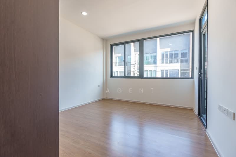 Baan Klang Muang Sathorn-Suksawat, Samut Prakan, 29 Suk Sawat 39, Bang Phung, Phra Pra Daeng, Samut Prakan, 3 Bedrooms, 185 sqm, Townhouse For Sale, by NR AGENT, 500217056 - DDproperty.com