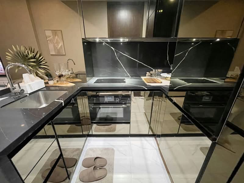 The Esse Sukhumvit 36, Bangkok, Soi Sukhumvit 36, Sukhumvit Road, Phra Kanong, Khlong Toei, Bangkok, 1 Bedroom, 38 sqm, Condo For Sale, by Pattarasaya Sripirom, 500217116 - DDproperty.com