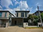 V Compound Tiwanon-Rangsit : วี คอมพาวด์ ติวานนท์-รังสิต, ปทุมธานี