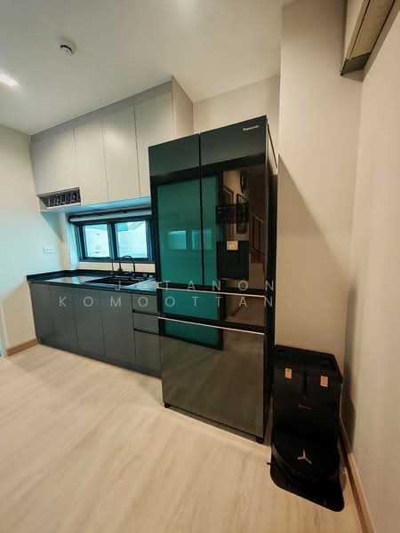 V Compound Tiwanon-Rangsit, Pathum Thani, Tiwanon Road, Bang Kadi, Muang Pathum Thani, Pathum Thani, 3 Bedrooms, 159 sqm, Townhouse For Sale, by Jutanon Komoottanaruk, 500217120 - DDproperty.com