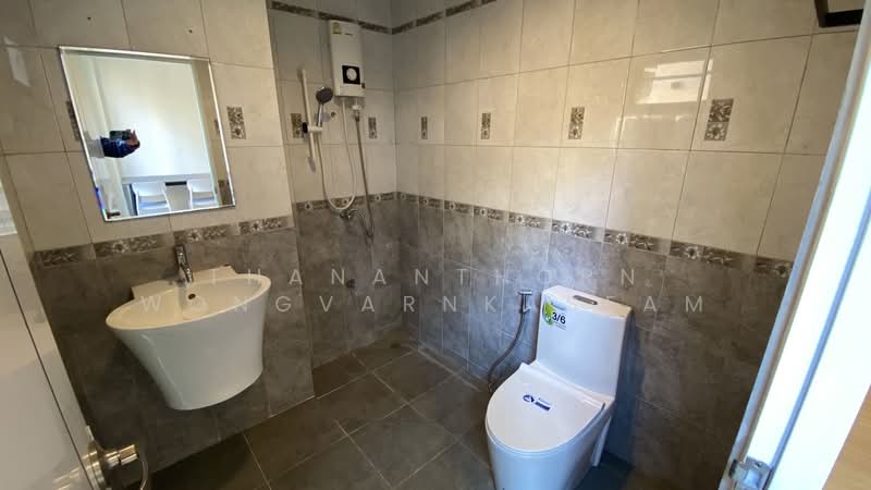 Baan Klang Muang Ladprao-Yothin Phatthana : บ้านกลางเมือง ลาดพร้าว-โยธินพัฒนา, กรุงเทพ, ซอยหมู่บ้านบ้านกลางเมืองลาดพร้าว-โยธินพัฒนา, ลาดพร้าว, ลาดพร้าว, กรุงเทพ, 180 ตร.ม., ทาวน์เฮ้าส์ ให้เช่า, โดย Thananthorn Wongvarnkaseam, 500217121 - DDproperty.com